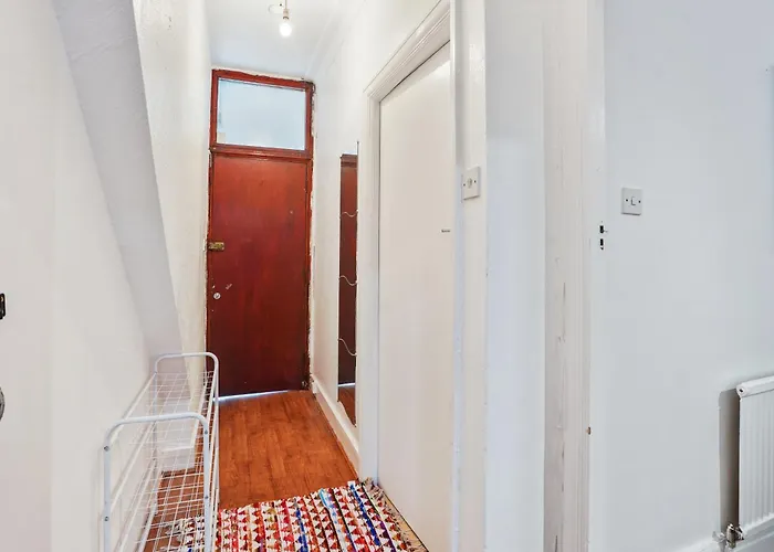 Cosy N22 Apartment Sleeps 6